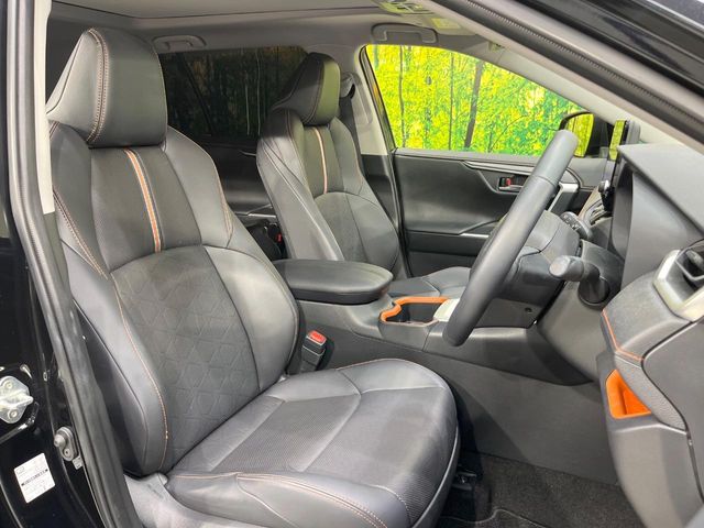 Toyota RAV4 8