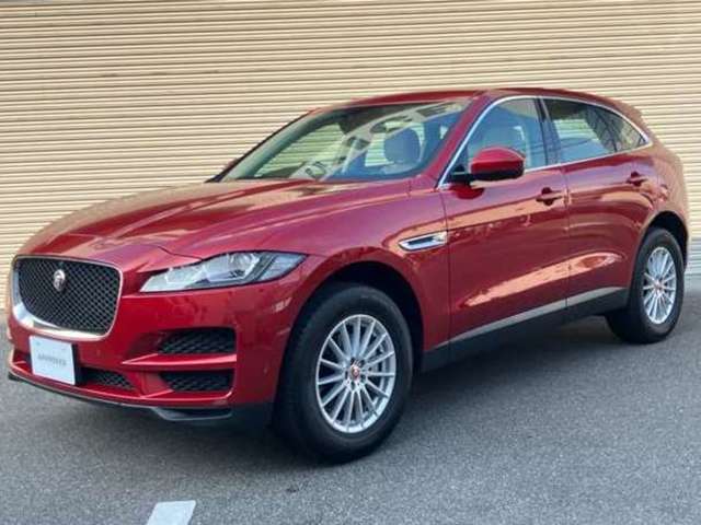 Jaguar F-Pace 12