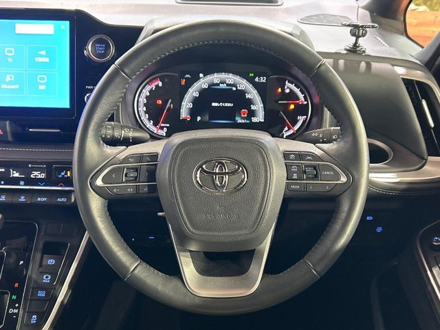 Toyota Noah 12
