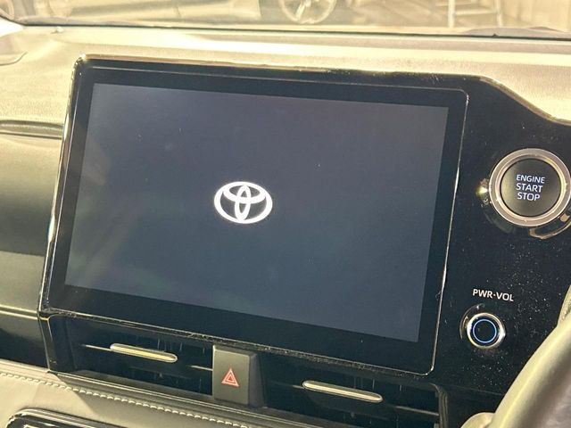 Toyota Noah 3