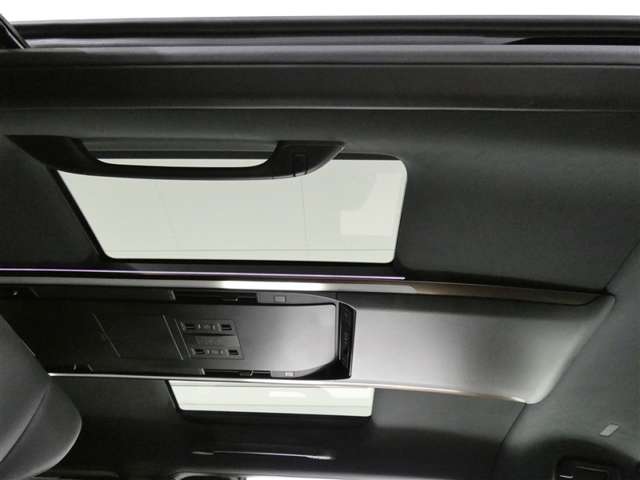 Toyota Vellfire 6