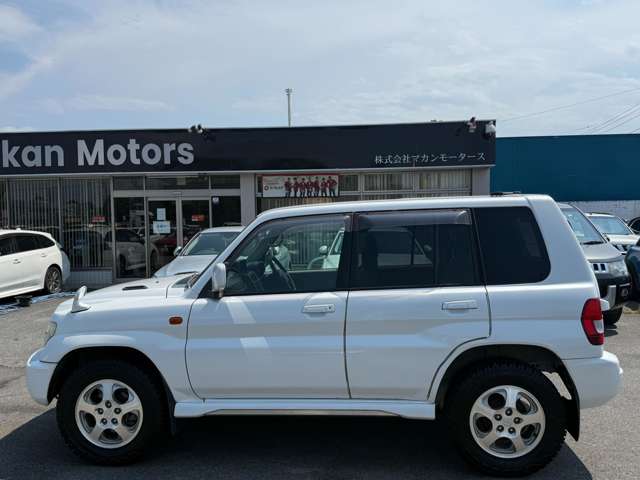 Mitsubishi Pajero iO 11