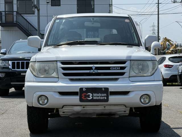 Mitsubishi Pajero iO 9