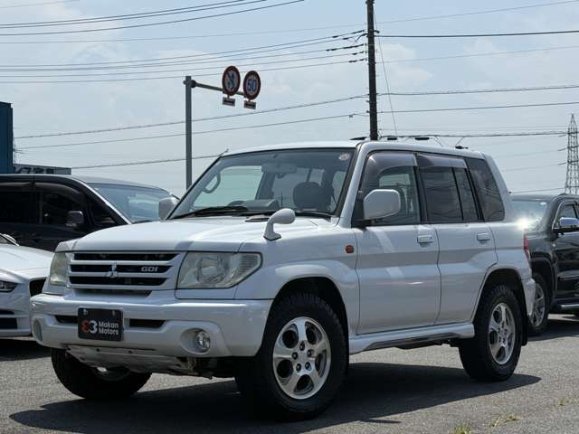 Mitsubishi Pajero iO 10