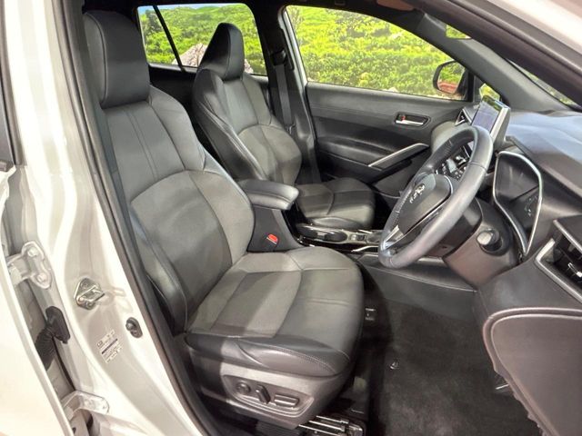 Toyota Corolla Cross 8