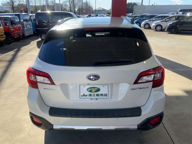 Subaru Legacy Outback 10
