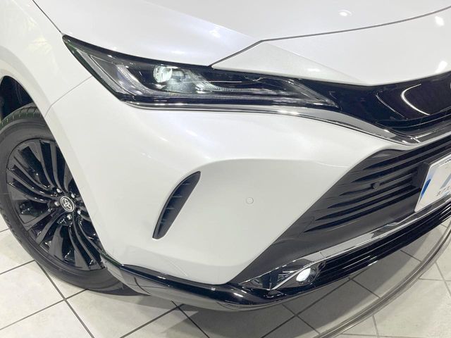 Toyota Harrier 12