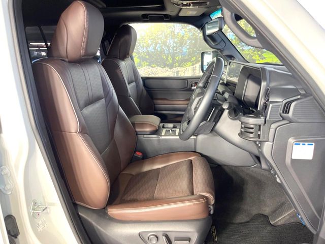Toyota Land Cruiser 250 10