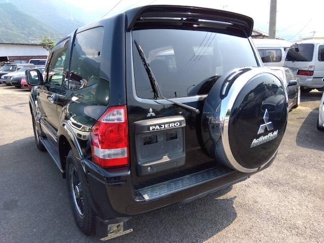 Mitsubishi Pajero 2
