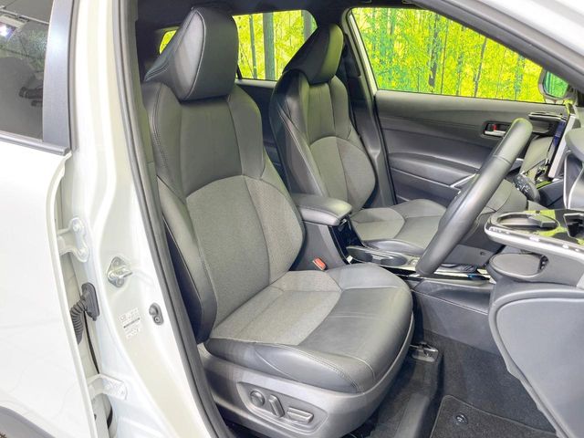 Toyota Corolla Cross 8