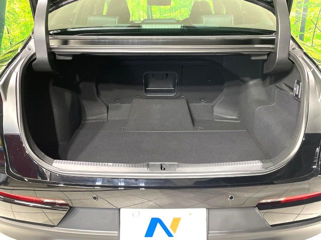 Toyota Crown Crossover 11