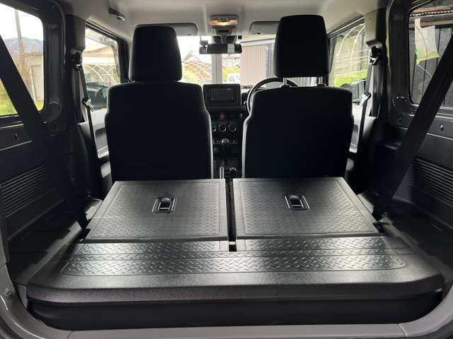 Suzuki Jimny 11