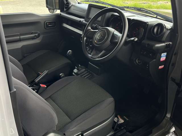 Suzuki Jimny 6