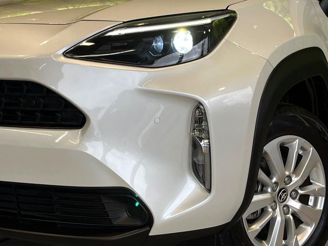 Toyota Yaris Cross 12