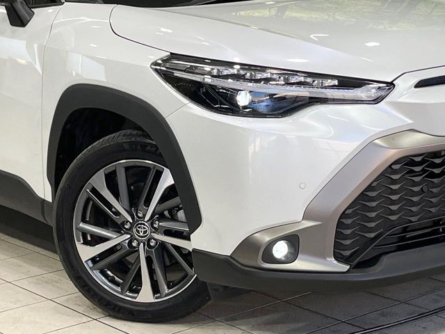 Toyota Corolla Cross 12