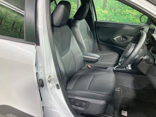 Toyota Yaris Cross 8
