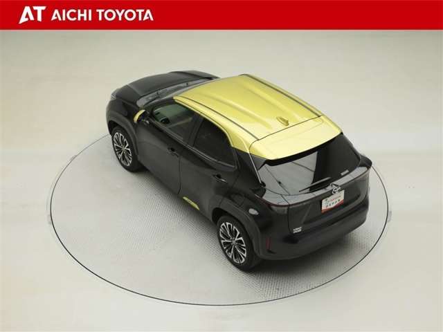 Toyota Yaris Cross 12