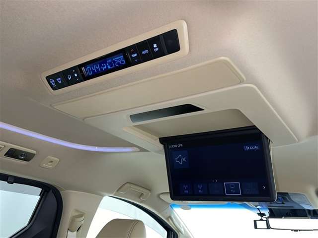Toyota Alphard 10