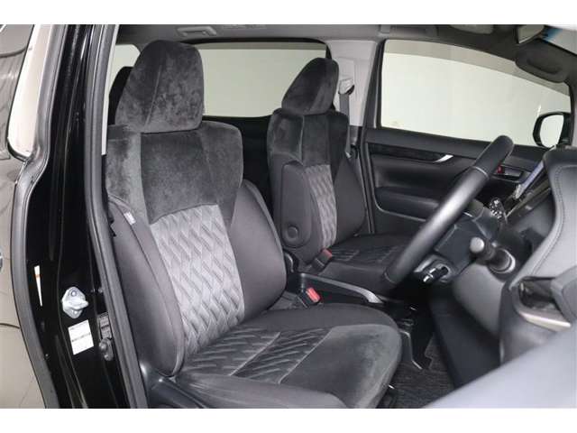 Toyota Alphard 11