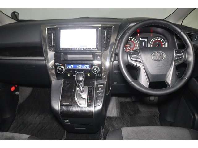 Toyota Alphard 2