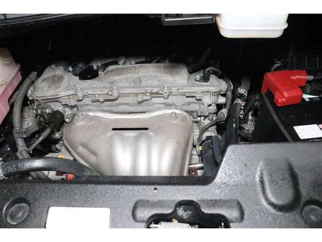 Toyota Alphard 4