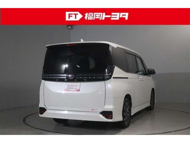 Toyota Voxy 7
