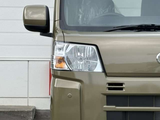 Daihatsu Hijet Deck Van 4