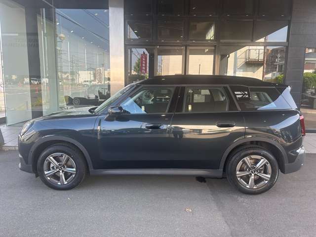 MINI Countryman 4