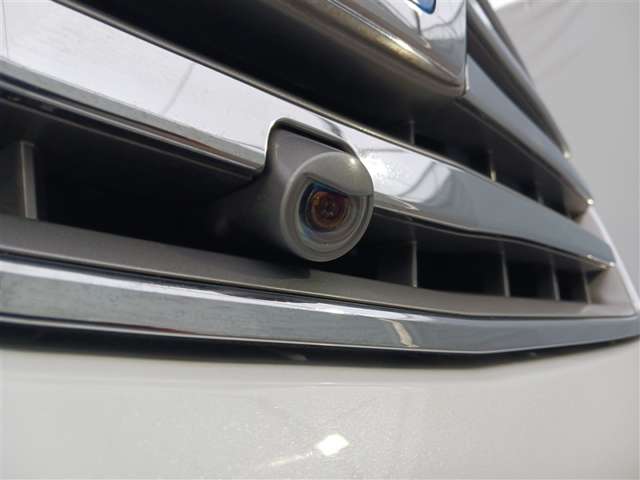Toyota Alphard Hybrid 12