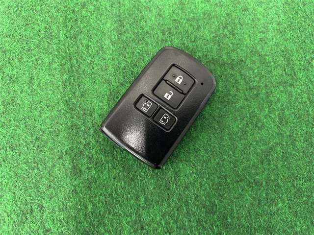 Toyota Esquire 8