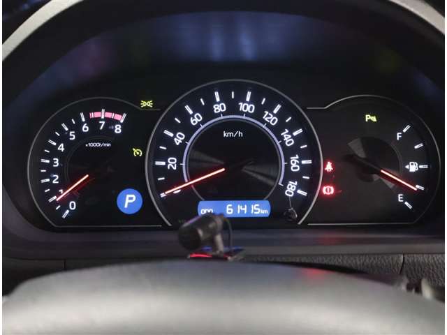 Toyota Noah 7