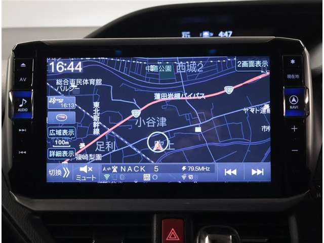 Toyota Noah 8