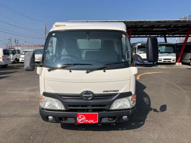 Hino Dutro 4