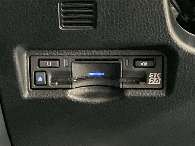 Toyota Noah 9