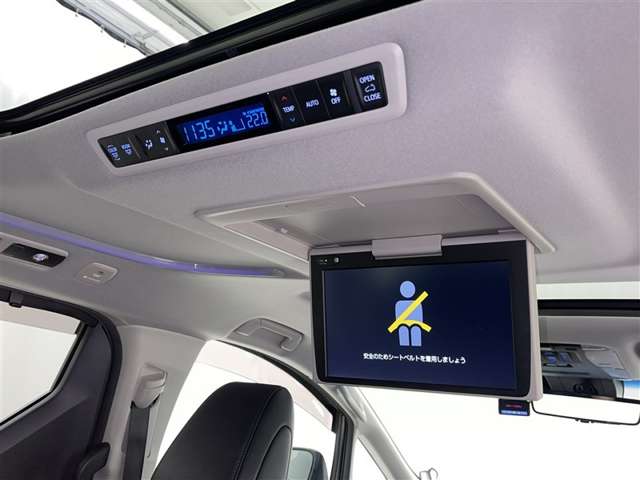 Toyota Alphard 10
