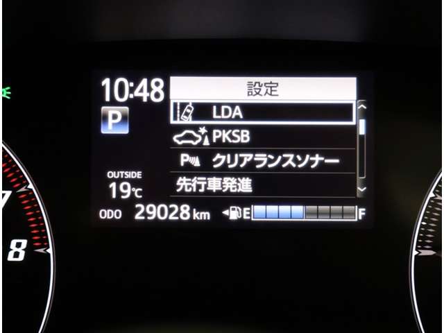 Toyota Sienta 12