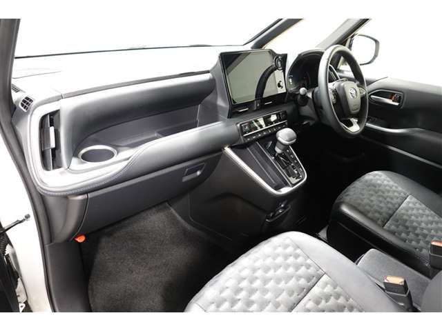 Toyota Voxy 10