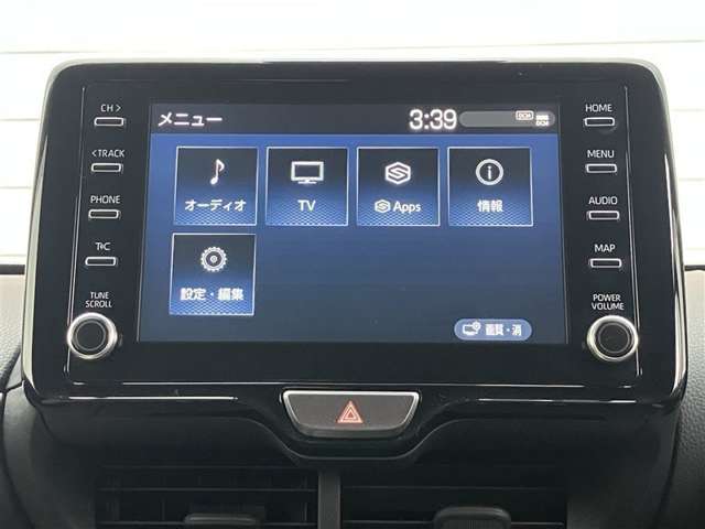 Toyota Yaris Cross 8