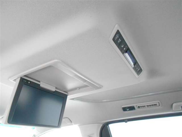 Toyota Alphard 11