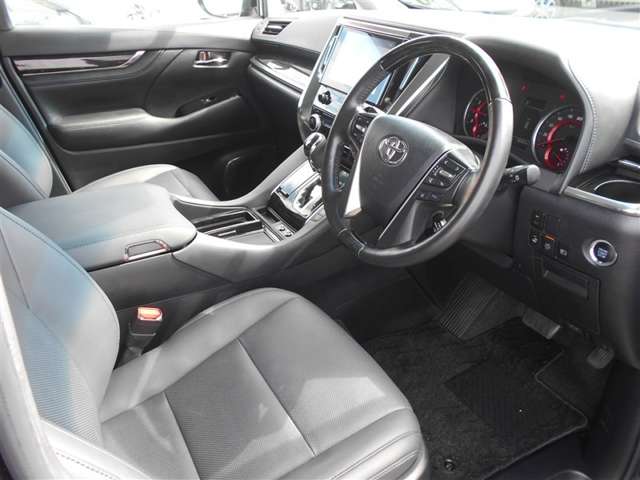 Toyota Alphard 7