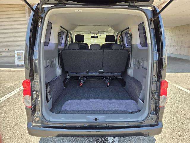 Nissan NV200 Vanette 10