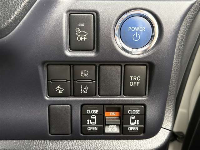 Toyota Noah 10