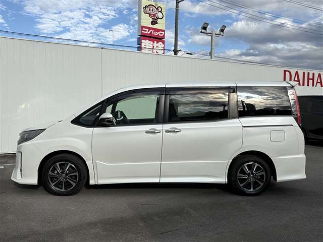 Toyota Noah 2