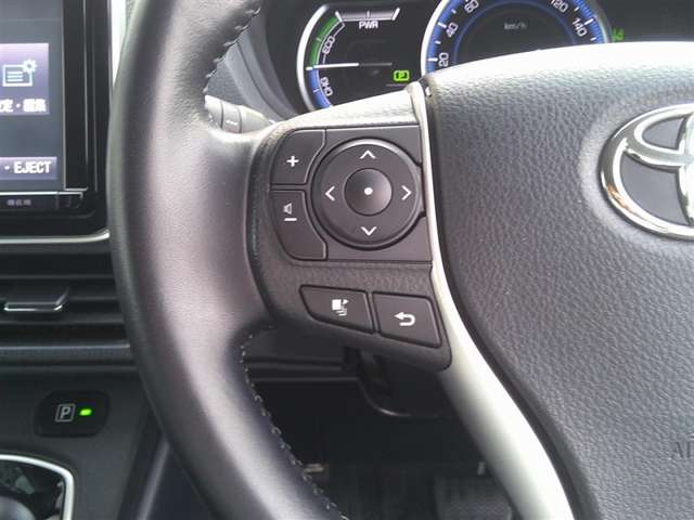 Toyota Noah 8