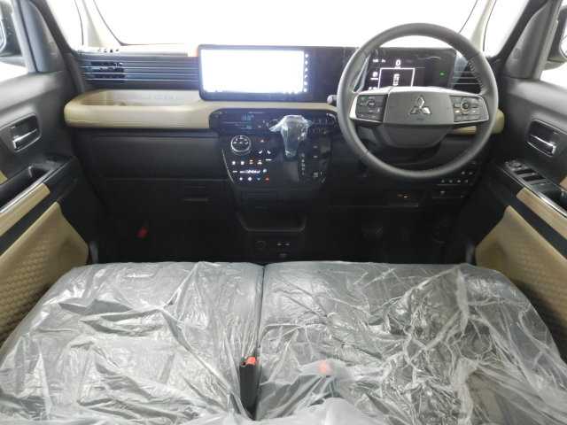 Mitsubishi Delica Mini 3
