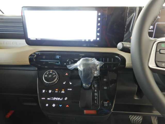 Mitsubishi Delica Mini 7