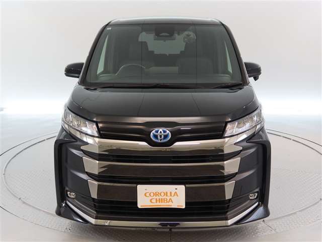 Toyota Noah 2