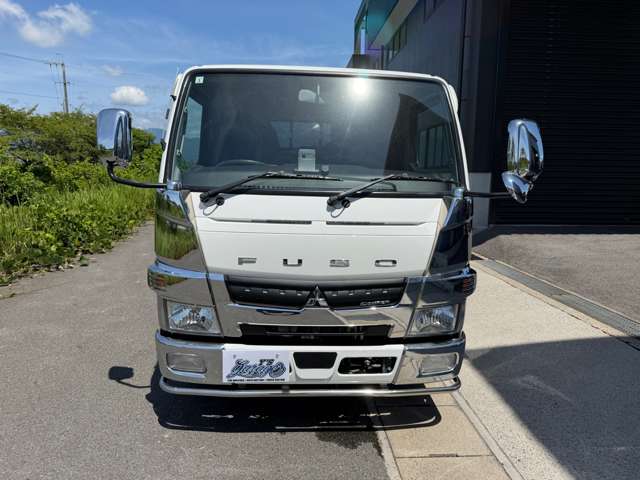 Mitsubishi Fuso Canter 2