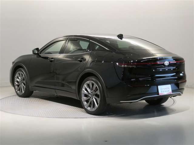 Toyota Crown Crossover 5