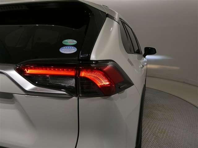 Toyota RAV4 11